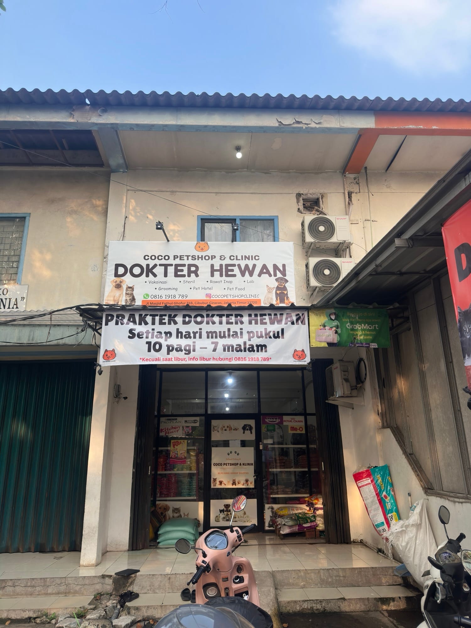 Ruko Tempat Praktik Dokter Hewan Coco Petshop & Clinic Cabang Cibubur